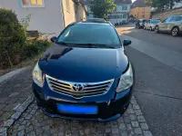 Gebraucht Toyota Avensis Executive 150 PS (110 kW) 2011 Blau Kombi