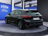 Gebraucht Ford Focus ST-Line 155 PS (114 kW) 2024 Agate black metallic Limousine