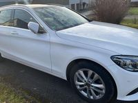 Gebraucht Mercedes C220 194 PS (142 kW) 2019 Weiß Kombi