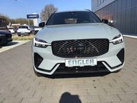 Neu Volvo XC60 Plus 253 PS (186 kW) 2026 Grau SUV