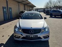 Gebraucht Mercedes E220 AMG 170 PS (125 kW) 2010 Silber Coupé