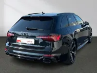 Gebraucht Audi RS4 Ambiente 450 PS (330 kW) 2021 Mythosschwarz metallic Kombi