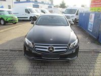 Gebraucht Mercedes E220 Avantgarde 194 PS (142 kW) 2016 Obsidianschwarz Limousine