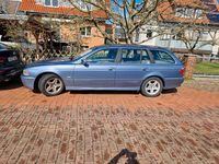 Gebraucht BMW 525 190 PS (139 kW) 2003 Blau Kombi