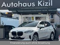 Gebraucht BMW 220 Active Tourer Performance 156 PS (114 kW) 2023 Weiß Van / Kleinbus