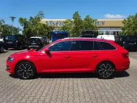 Gebraucht Skoda Superb Style 218 PS (160 kW) 2024 Rot Kombi
