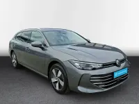 Gebraucht VW Passat Business 150 PS (110 kW) 2025 Grau Kombi