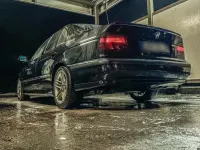 Gebraucht BMW 523 170 PS (125 kW) 1998 Schwarz Limousine