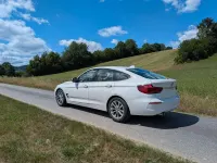 Gebraucht BMW 330 252 PS (185 kW) 2019 Weiß Limousine