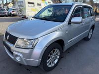 Gebraucht Suzuki Grand Vitara 129 PS (94 kW) 2009 Silber SUV