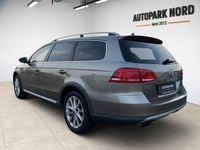 Gebraucht VW Passat Alltrack 140 PS (102 kW) 2013 Light brown metallic Kombi