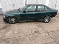 Second-hand BMW 328 193 CP (141 kW) 1995 Verde Berlinǎ