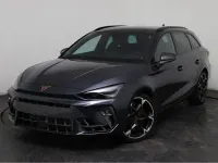 Neu Cupra Leon VZ 333 PS (244 kW) 2025 Grau, magnetic tech (s7) Kombi