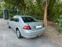 Gebraucht Ford Mondeo Ghia 131 PS (96 kW) 2007 Silber Limousine