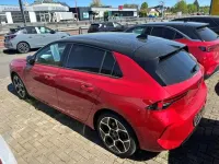 Usata Opel Astra Ultimate 131 CV (96 kW) 2024 Rosso Utilitaria