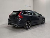 Gebraucht Volvo V60 R-Design 120 PS (88 kW) 2016 Grau Kombi
