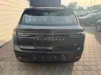 Neu Leapmotor C10 160 kW (218 PS) 2025 Grau SUV