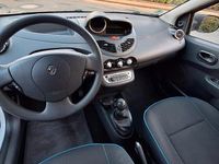 Second-hand Renault Twingo 75 CP (55 kW) 2012 Alb Hatchback