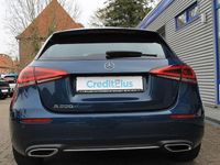 Gebraucht Mercedes A200 Progressive 163 PS (119 kW) 2020 Blau Limousine