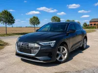 Usata Audi e-tron 230 kW (313 CV) 2019 Grigio SUV