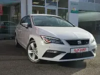 Używany Seat Leon Beats 150 KM (110 kW) 2020 Biały Sedan/Limuzyna