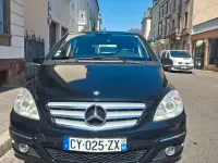 Gebraucht Mercedes B180 116 PS (85 kW) 2011 Schwarz Kleinwagen