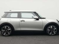 Gebraucht Mini Cooper Favoured 156 PS (114 kW) 2024 Grau Kleinwagen