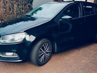 Gebraucht VW Polo 75 PS (55 kW) 2015 Schwarz Kombi