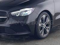 Gebraucht Mercedes B200 Progressive 163 PS (119 kW) 2023 Schwarz Van / Kleinbus