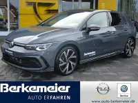 Gebraucht VW Golf VIII R-line 190 PS (139 kW) 2023 Delfingrau Limousine