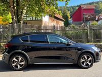 Gebraucht Ford Focus Active X 125 PS (91 kW) 2024 Schwarz Limousine