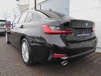 Gebraucht BMW 318 Sport Line 156 PS (114 kW) 2021 Schwarz Limousine