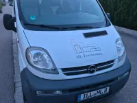 Gebraucht Opel Vivaro 82 PS (60 kW) 2004 Weiß Van / Kleinbus