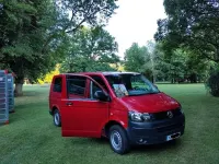 Gebraucht VW Caravelle 140 PS (102 kW) 2014 Rot Van