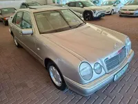 Brugt Mercedes E230 150 HK (110 kW) 1995 Beige Sedan