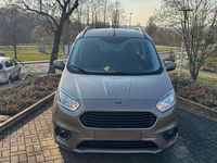 Gebraucht Ford Tourneo Courier Titanium 101 PS (74 kW) 2019 Pyritsilber metallic Van / Kleinbus