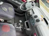 Gebraucht Renault Twingo 60 PS (44 kW) 2003 Rot Kleinwagen