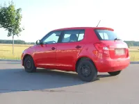Gebraucht Skoda Fabia Family 69 PS (50 kW) 2013 Rot Limousine