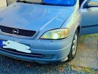 Gebraucht Opel Astra 101 PS (74 kW) 2001 Silber Limousine