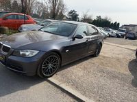 Gebraucht BMW 325 218 PS (160 kW) 2005 Grau Limousine