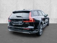 Gebraucht Volvo V60 CC Plus 250 PS (183 kW) 2024 Schwarz Kombi