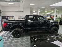 Neu Ford V8 Lariat 400 PS (294 kW) 2026 Schwarz SUV