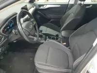 Używany Ford Focus Cool & Connect 120 KM (88 kW) 2020 Srebrny Kombi