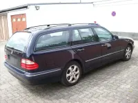 Gebraucht Mercedes E240 170 PS (125 kW) 2003 Blau Kombi