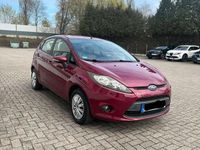 Gebraucht Ford Fiesta 97 PS (71 kW) 2009 Rot Kleinwagen