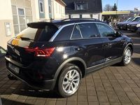 Gebraucht VW T-Roc Life 116 PS (85 kW) 2022 Deep black perleffekt SUV