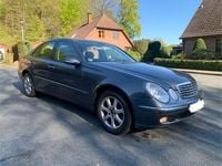 Second-hand Mercedes E320 Elegance 224 CP (164 kW) 2006 Albastru Berlinǎ