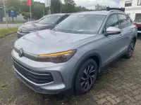Neu VW Tiguan Life 150 PS (110 kW) 2026 Oyster silver metallic SUV