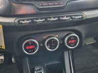 Gebraucht Alfa Romeo Giulietta Distinctive 170 PS (125 kW) 2013 Weiß Kleinwagen