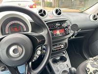 Gebraucht Smart ForFour Electric Drive 60 kW (82 PS) 2019 Schwarz Kleinwagen